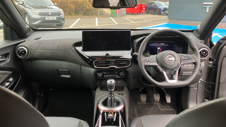 Nissan Juke 1.0 DiG-T Tekna+ 5dr Petrol Hatchback